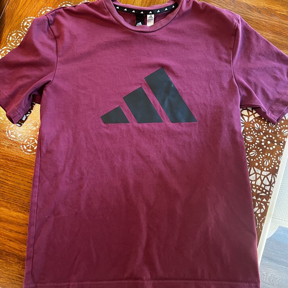 Men's Maroon adidas Primegreen t-shirt